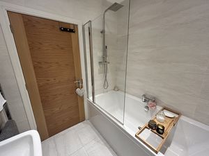 Photo 17- click for photo gallery